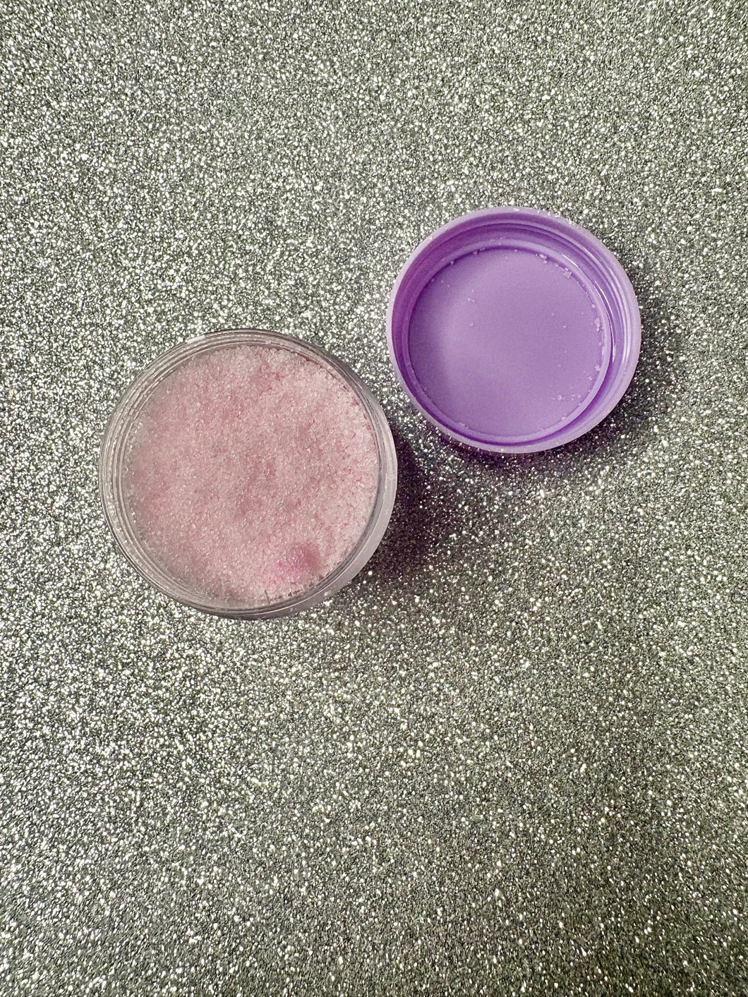LIP SCRUB
